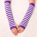 Guantes largos de mangas con rayas moradas y blancas para fiesta de disfraces de Halloween. - Púrpura + Blanco