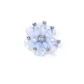 Nahaufnahme Detail von glitzerndem hellblauem Strass perlenbesetzten Pailletten Blumen Aufnäher. - 4CM Durchmesser / Hellblau