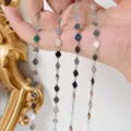 Primo piano della catena di diamanti in rame lucido per accessori per capelli Hanfu fai da te. - Catena di Rame / K Bianco
