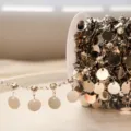 Catena artigianale con disco sospeso in strass accessorio di gioielleria in rame fai da te abbigliamento. - Argento