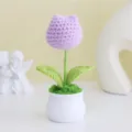 Tulipe violette au crochet faite main en pot, mini fleur en laine pour déco de table. - MXD01-6 (Tulipe Violet Clair)