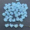 Abalorios de corazón en acrílico con efecto iridiscente para joyas hechas a mano y accesorios. - 850 piezas/paquete / Azul claro