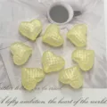 Abalorios de corazón de acrílico amarillo dijes de escama para joyería manualidades. - Amarillo claro