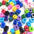 Abalorios de letras de cubo acrílico de colores para hacer joyas hechas a mano DIY dijes - Estilo D / Paquete de 1 Catty (Aprox. 138 Pzs) / Multicolor