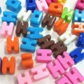 Detalle de cuentas de letras acrílicas de colores para llaveros y accesorios artesanales de bricolaje. - Estilo H / Paquete de 1 Catty (Aprox. 140 Pcs) / Multicolor