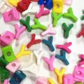Cuentas acrílicas coloridas letra Y gran agujero DIY pulsera hecha a mano accesorios de teléfono - Patrón Y / Paquete de 1 Catty (Aprox. 252 Pzs) / Multicolor