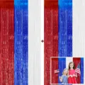 Vista di dettaglio della tenda a frange metalliche rosso bianco e blu per decorazione festa. - 1x2m / Rosso bianco blu