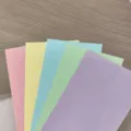 Buntes Tonpapier Set für Partydekoration, Regenbogen Bastelei Bastelkarton Set. - 2.5*18CM Makronen 5 Farben Gemischt 300 Blatt