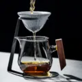 Tasse à thé en verre et filtre en céramique sans trou avec manche en bois pour thé. - Set Passoire à Thé Sans Trou + Tasse d'Équité Guanshan (Gris Fumée)