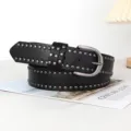 Damen schwarzer Nieten Ledergürtel mit silberner Metall Schnalle, modisches Punk Accessoire. - Schwarz 1909