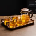 Ensemble théière en verre avec poignée en bois de noyer et quatre tasses sur un plateau. - 400-600ml / Petit Transparent + 4 Tasses + Plateau