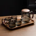 Service à thé en verre avec poignée en bois de noyer, théière et quatre tasses. - 400-600ml / Petit Gris Fumé + 4 Tasses + Plateau