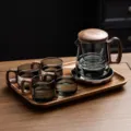 Service à thé en verre avec théière en bois de noyer, quatre tasses et plateau. - 400-600ml / Petit Gris Fumé + 4 Tasses + Plateau + Chauffe-tasse