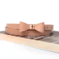 Eleganter dünner Damen Ledergürtel mit süßer Schleife Metall Schnalle für Kleider Freizeit. - 100cm / Khaki