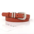 Brauner Damen Gürtel aus PU Leder mit Metallschnalle und doppelten Schlaufen für Jeans. - Camel