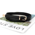 Schwarzer dünner Damenledergürtel mit goldener Schnalle minimalistischer Taillengürtel Jeans - 105cm / Schwarz