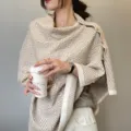 Elegante mantella scialle in maglia chevron da donna, poncho invernale caldo con bottoni. - Scialle con Fibbia / Khaki Beige