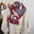 Comoda sciarpa in mohair a quadri per l'inverno, design soffice e morbido per le donne. - Argyle Rosso