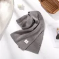 Grauer gerippter Strickschal einfarbig winterlich warmer Halswärmer für Damen Herren Alltag - Grau