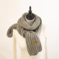 Sciarpa in maglia grossa grigia, stile fatto a mano, scalda-collo caldo invernale. - Grigio Chiaro