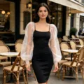Robe moulante noire avec manches bouffantes blanches transparentes style élégant chic - Taille unique / Style 1 / Blanc pur
