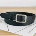 Klassischer schwarzer Damenledergürtel mit silberner Schnalle für Jeans elegant - 105cm / Schwarz