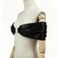 Accessoire haut tube enveloppant épaules dénudées en fausse soie noire, châle. - Taille unique / Noir
