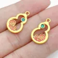 Stile cinese oro antico goccia d'olio zucca piccolo ciondolo accessori gioielli DIY - Zucca con Motivo a Onde Oro Opaco (28495) / 1 Pezzo (19x12x1.5mm) / rosso e verde