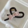 Elegant bow hair claw clip for women, large acrylic shark clip for styling thick hair nicely. - Large 11CM / Pink