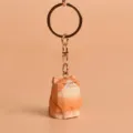Süßer holzgeschnitzter orangefarbener Katzen Schlüsselanhänger mit Metall Ring Geschenk - Katze Holzschnitzerei Anhänger