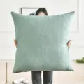Großer minimalistischer Kissenbezug in Unifarbe für Wohnzimmersofa und Schlafzimmerdeko. - 50x50cm Kissenbezug / Seeblau