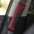 Carbon fiber leather car seatbelt shoulder pad, comfortable universal strap protective cover. - Carbon Fiber Black and Burgundy Color Block