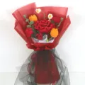 Ramo de flores de ganchillo hecho a mano rosa tejida tulipán hilo flores artificiales - Ramo de Rosas Tailandesas Rojas Producto Terminado (Con Papel de Regalo) / Rojo
