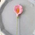 Fleur artificielle de lys calla rose au crochet fait main pour décoration et cadeaux créatifs. - Produit Fini Calla / Rose