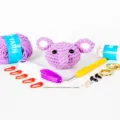 Kit uncinetto fai da te per grazioso elefante, include filo, ago, forbici e portachiavi. - Kit Materiale Elefante