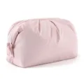 Nahaufnahme des rosa Kosmetiktaschen-Reißverschlusses und des plissierten Stoffes. - Rosa