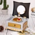 Vintage mousiko kouti mpatlerina kai organizer kosmima retro doro gia koritsia - Κλασικό Χρυσό