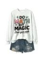 Detailansicht eines lässigen grauen Damen Sweatshirts mit Mathe Motiv und coolen Jeansshorts. - S / Oberteile / Off-White (Schwarze Grafik)