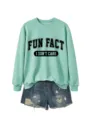 Sweat-shirt à slogan vert menthe à manches longues avec short en jean déchiré. - Sweat-shirt Vert Clair (Police Noire)