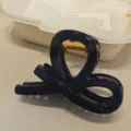 Pinza de pelo oscura brillante elegante accesorio de resina para mujer uso diario - Letra Derecha-8cm Doble Resorte / Azul Gris Translúcido