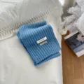Blauer Strick Halswärmer Schal für Kinder im Winter, kuschelig weich mit schönem Stoffetikett. - Doppelter Label Einfarbig - Seenau
