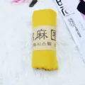 Sciarpa tinta unita in cotone e lino per donna, scialle da spiaggia estivo e accessorio. - Giallo Zenzero