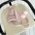 Bonnet d'hiver en tricot rose pour enfants avec pompons mignons et cache-oreilles. - Circonférence du chapeau 52cm / Rose
