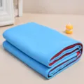Asciugamano sportivo in microfibra blu con bordi rossi, morbido e spesso per palestra e allenamento. - 30*90cm / Blu