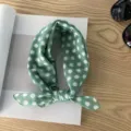Pañuelo cuadrado de algodón con lunares verdes estilo coreano accesorio de cuello elegante - Pañuelo Cuadrado de Algodón 58*58Y / Lunares Medianos Verde