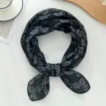 Retro Blumendruck Quadrat Tuch, elegante schwarze Kopftuch, vielseitiges Mode Halstuch. - Schwarz Blüten Blumen