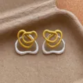Französische elegante Gold-Silber zweifarbige unregelmäßige hohle Doppelring Ohrringe Ohrstecker - Goldene Doppel-Creolen