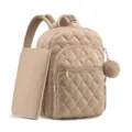 Détail de sac à dos à langer matelassé avec tapis à langer et pochette latérale. - Kaki