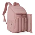 Vue détaillée du sac à dos à langer matelassé rose, tissu doux et design léger pratique. - Rose