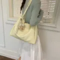 Sac cabas bandoulière jaune décontracté pour femme grande capacité style quotidien - Avec Pendentif / Jaune